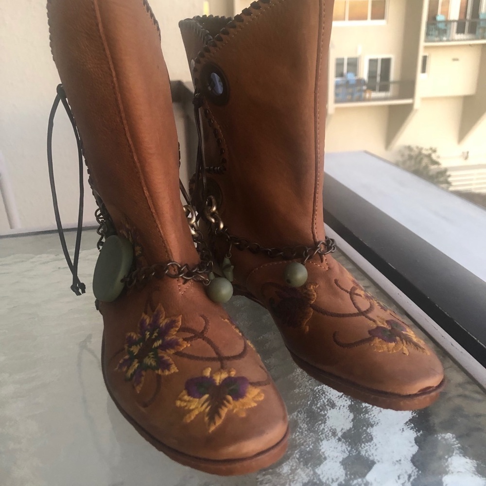 Anthropologie AREA FORTE Italian Embroidered Leather Boots NEW - Picture 3 of 15